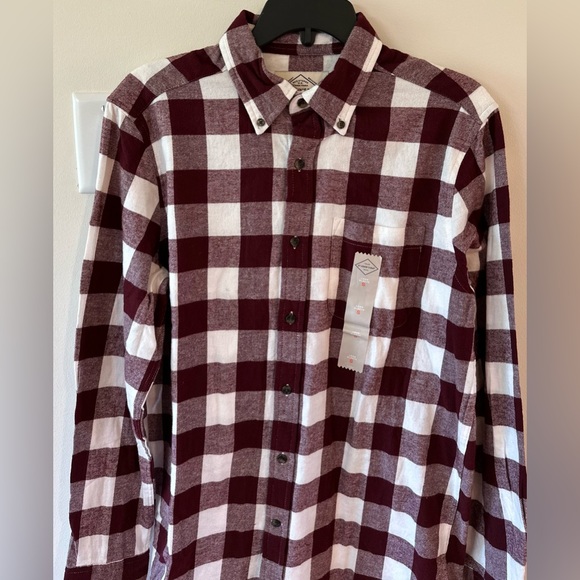 St Johns Bay Men’s Burgundy Buffalo Plaid Button Down Flannel Shirt NWT … - Picture 8 of 8